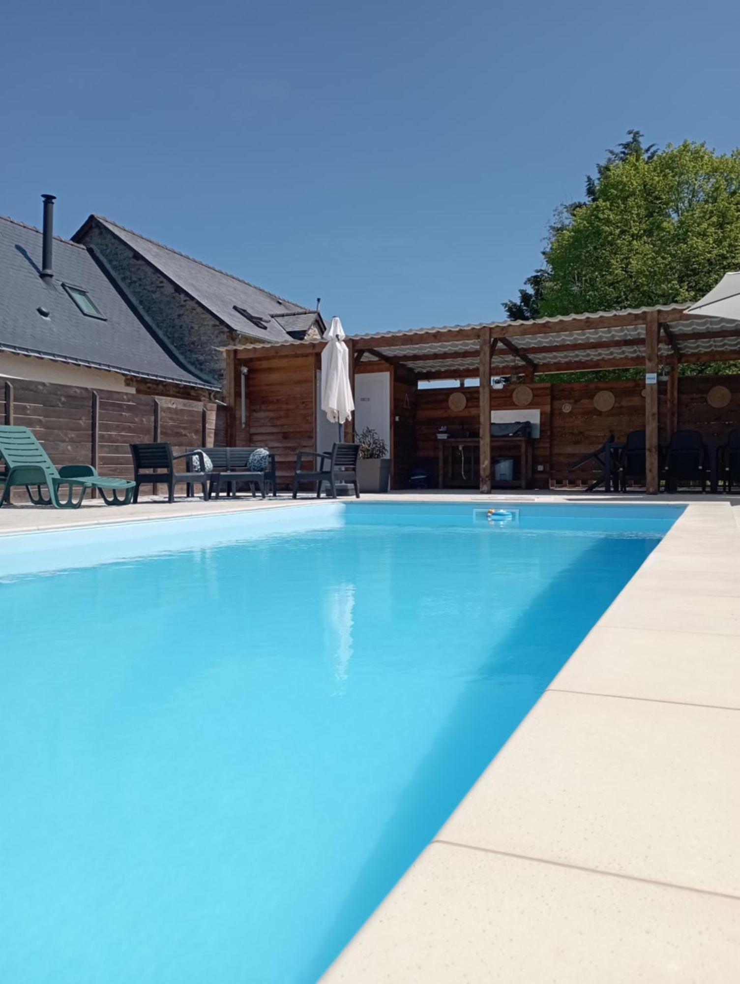 Les Gites Du Petit Marcel Soudan  Exterior foto